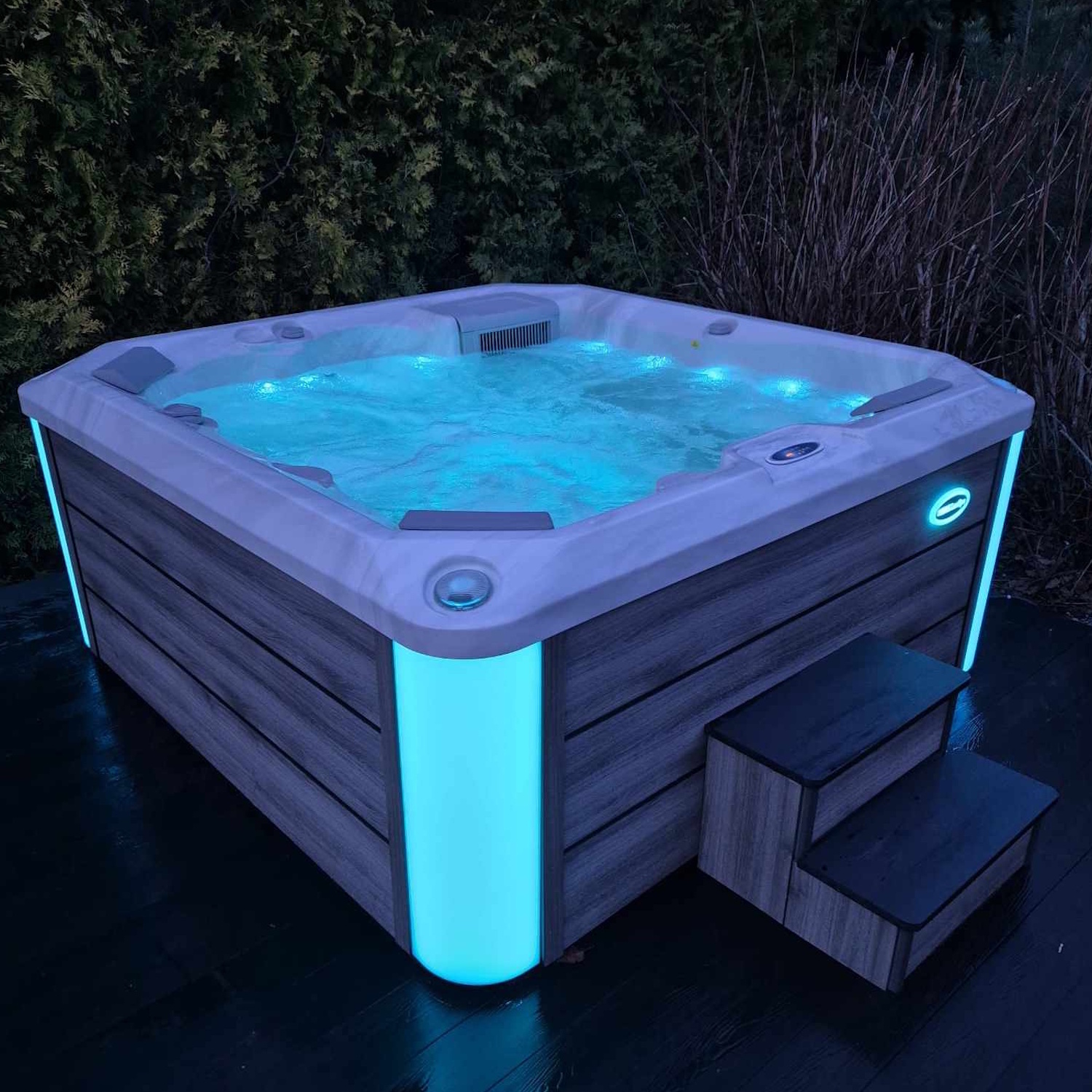 Jacuzzi TEBAS LUXSPA LIVSIA - zdjęcie 1