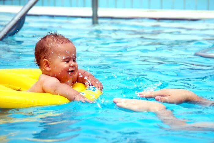 Vivapool | Nauka pływania dziecka – od czego zacząć?