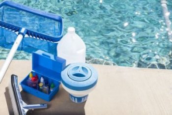 Vivapool | Jak oczyszczana jest woda w basenie ?
