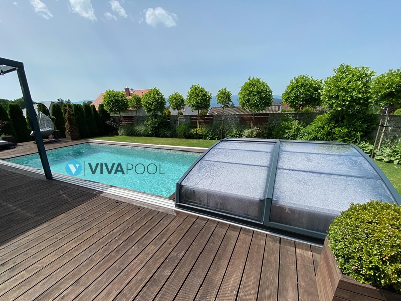 niskie zadaszenie basenu casablanca w kolorze antrazytowym od vivapool