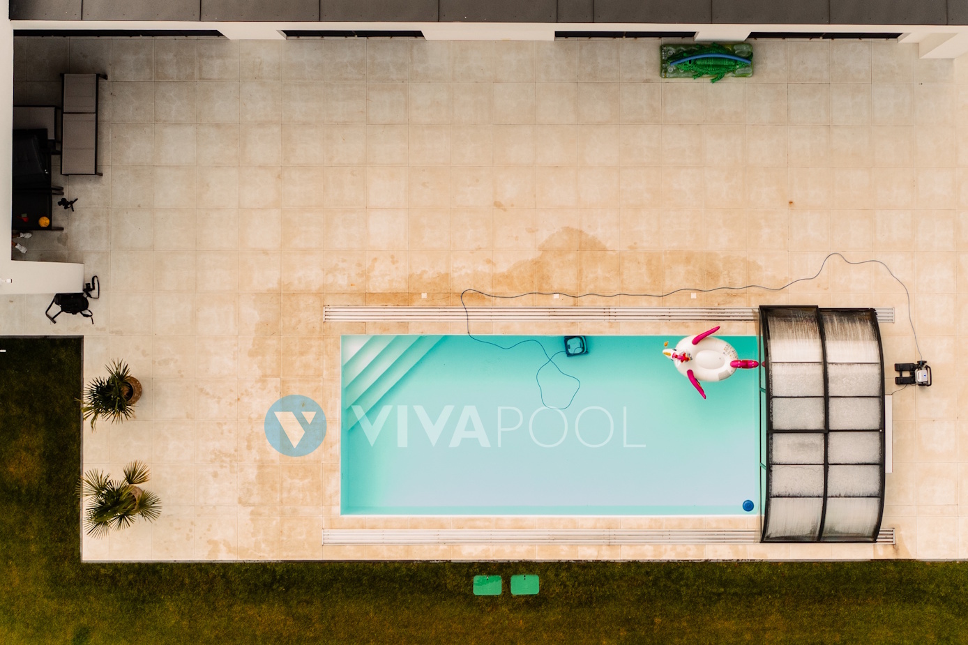 Ekskluzywny basen VIVAPOOL – Radomsko, Polska, odkryty basen z zadaszeniem