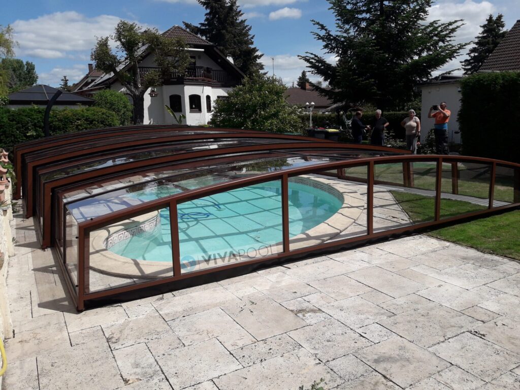 Nowoczesne zadaszenie na basen 6,55 x 3,00 x 0,60 PRESTIGE R1 z jedną szyną poliwęglan lity