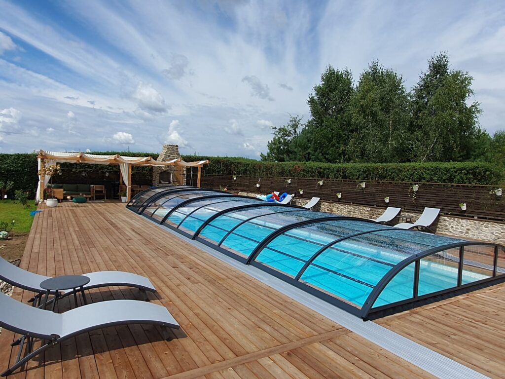 Zadaszenie basenowe SMART 12,83 x 6,25 x 1,00 poliwęglan lity niskie zadaszenie na basen eleganckie
