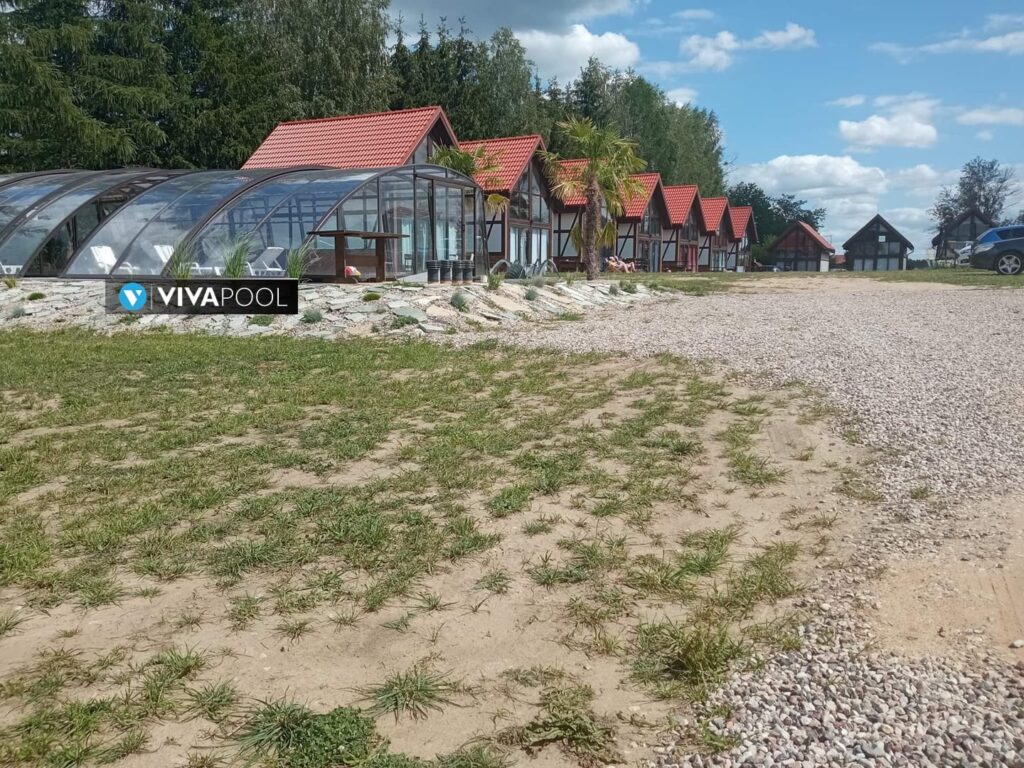 Eleganckie zadaszenie na basen wysokie OPTIMA 12,83 x 5,00 x 2,50 poliwęglan lity pokrywa basenowa