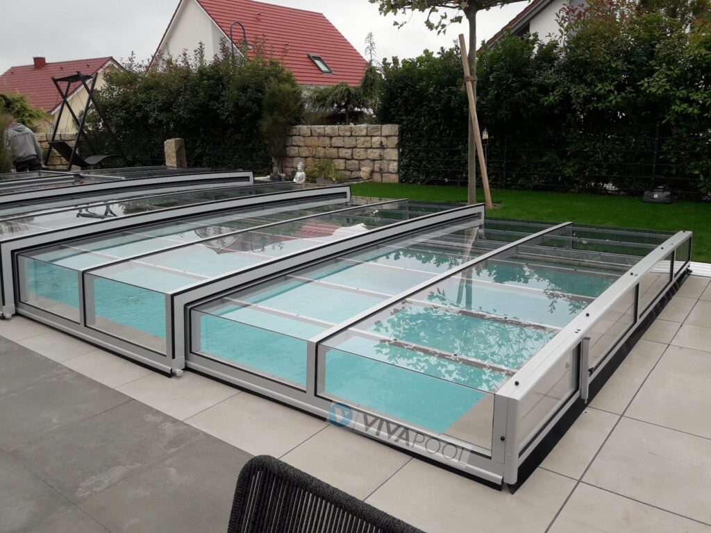 Nowoczesne zadaszenie 10,29 x 5,25 x 0,80 na basen PRESTIGE R1 z jedną prowadnicą PC lity MOCNE