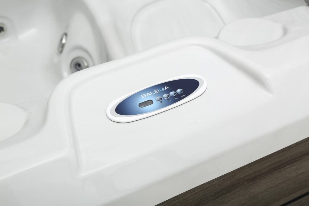 Wanna z hydromasażem TEBAS LuxSpa KAMSIA – 6-osobowe jacuzzi ogrodowe