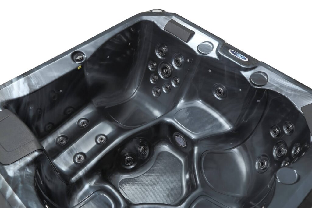 Nowoczesne jacuzzi ogrodowe TEBAS LuxSpa LIVSIA – 6-osobowa wanna spa z hydromasażem