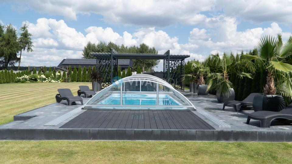 vivapool-radomsko-elegancki-dach-patio