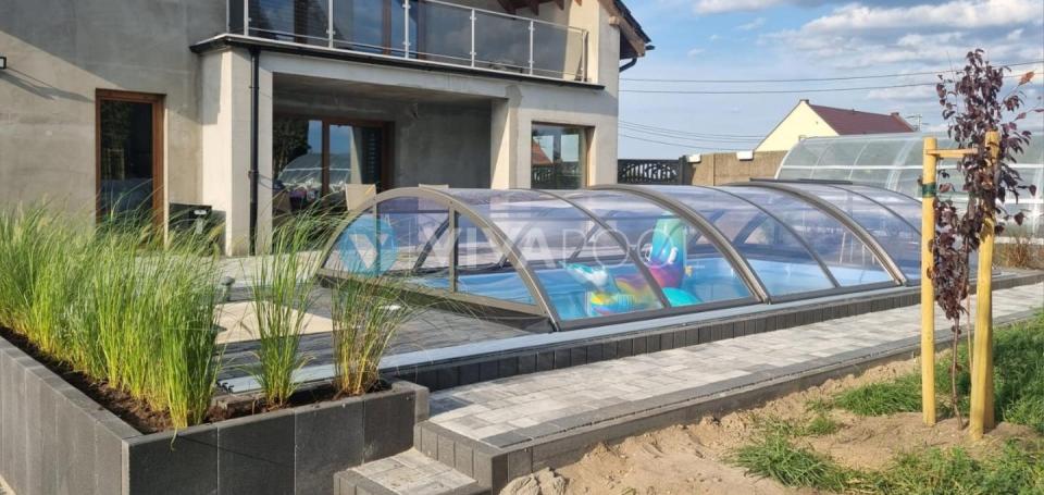 vivapool-radomsko-nowoczesna-zaslona-letnia