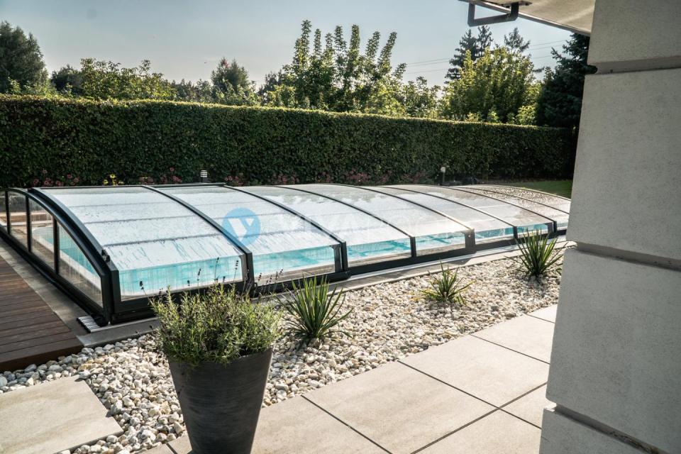vivapool-radomsko-premium-dach-ogrodowa
