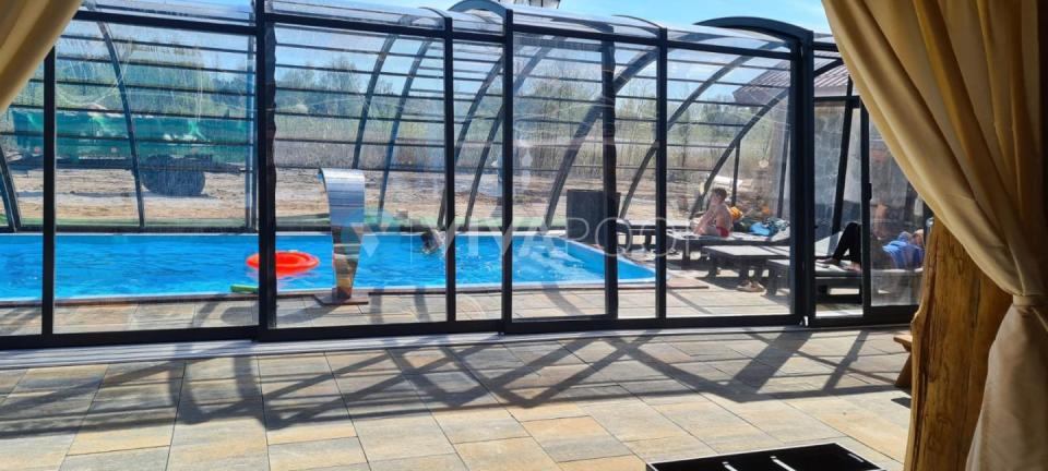 vivapool-radomsko-wysoka-oslona-posesja