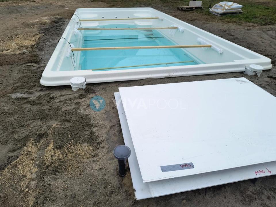 vivapool-radomsko-PP-montaz-przelewowy-expert