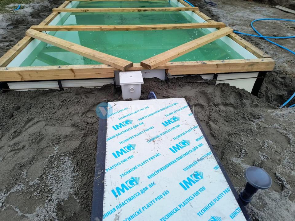 vivapool-radomsko-PP-montaz-skimmerowy-spawany