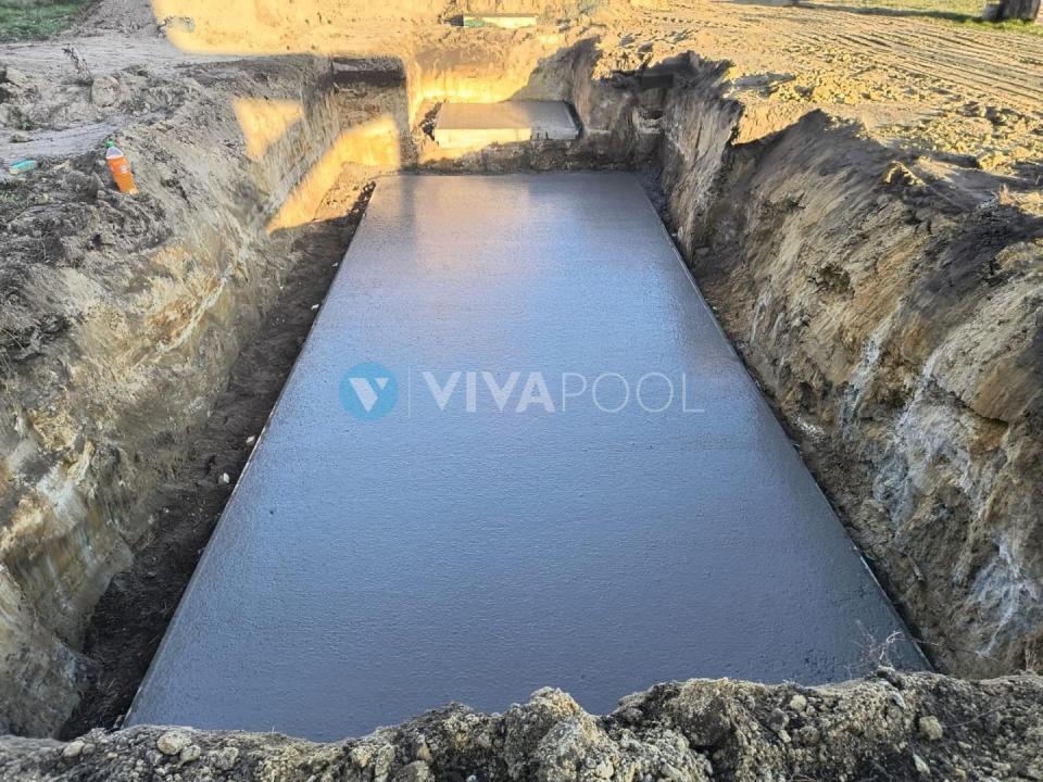 vivapool-radomsko-montaz-duzy-niecka-instalacja