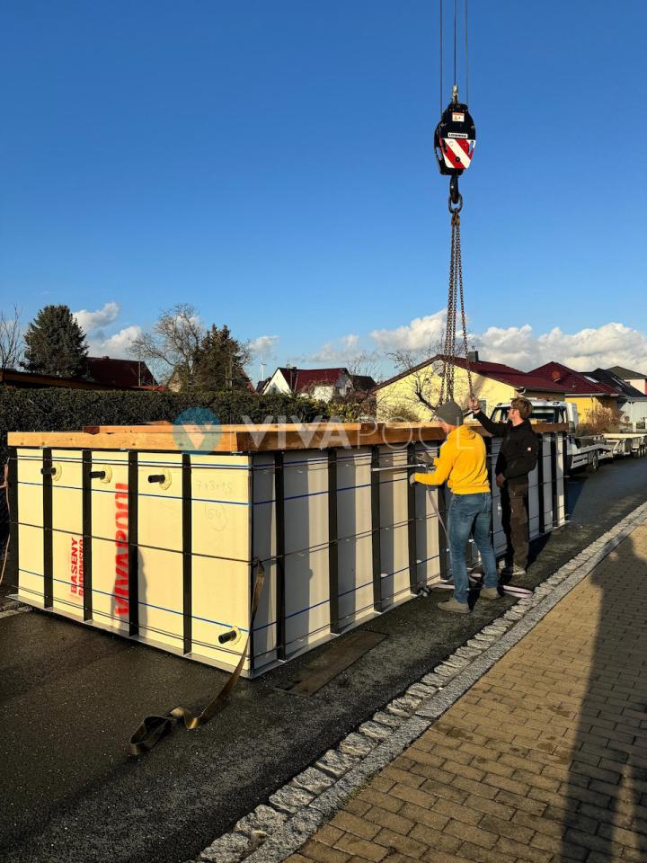 vivapool-radomsko-rozladunek-zadaszenie-ogrod-pro